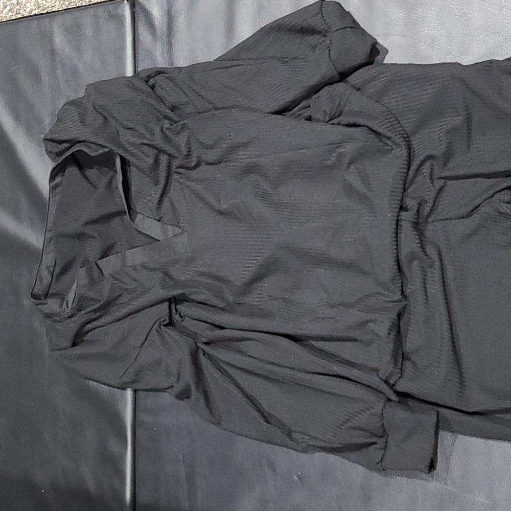Lounge set, black size M, no name brand new in bag